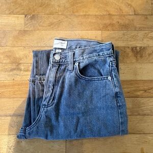 Relaxed Wide Leg Jeans